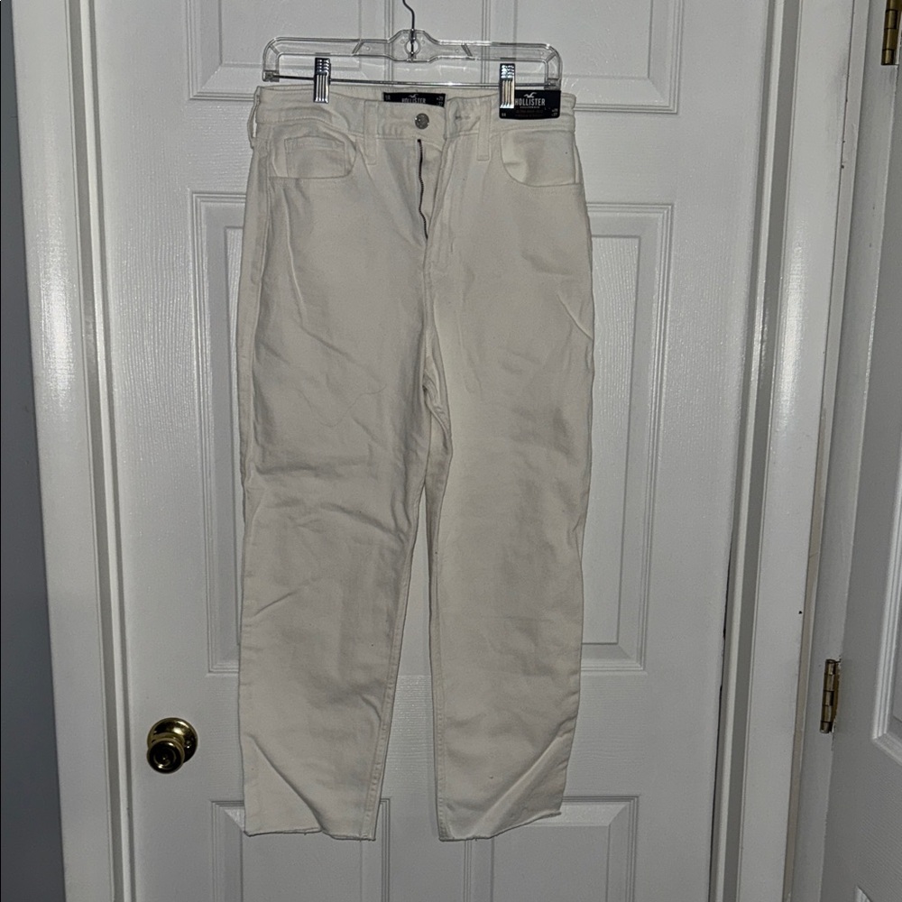 Cream/White Straight-Leg Jeans